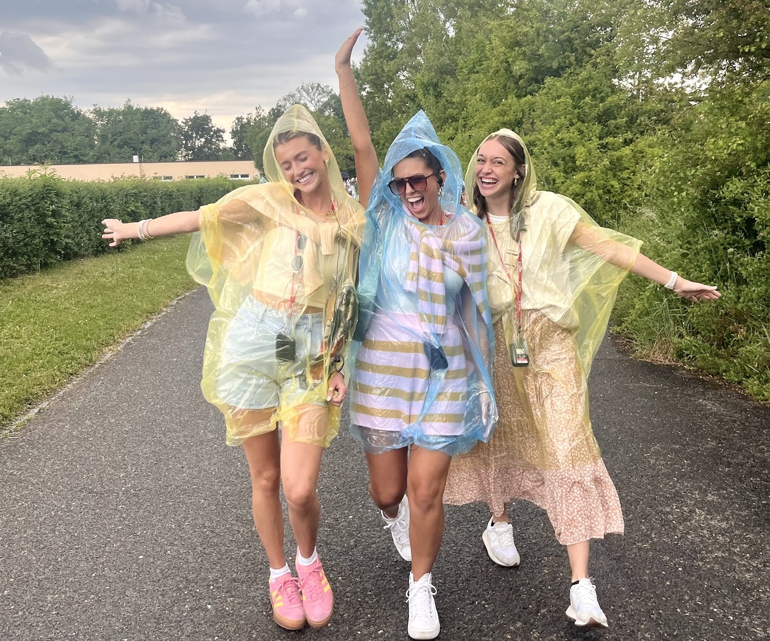 3 college girls on a walk